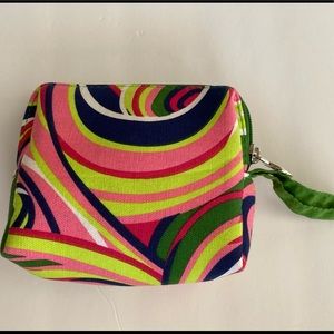Buckhead Betties cosmetics/ what not swirl bag